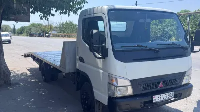 Արմեն Մանուկյան — Mitsubiahi Fuso tow truck