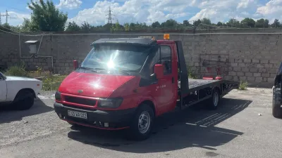 Վիգեն Սիմոնյան — Ford Transit էվակուատոր