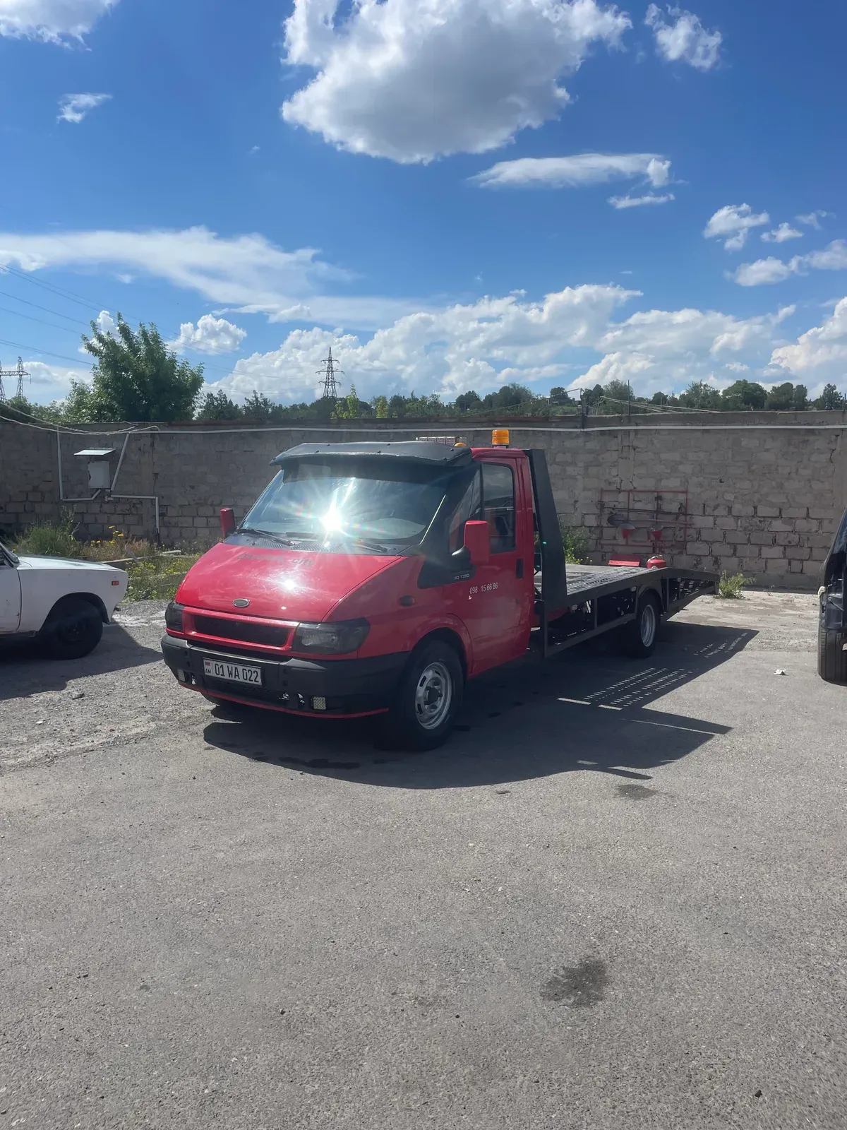Վիգեն Սիմոնյան — Ford Transit էվակուատոր