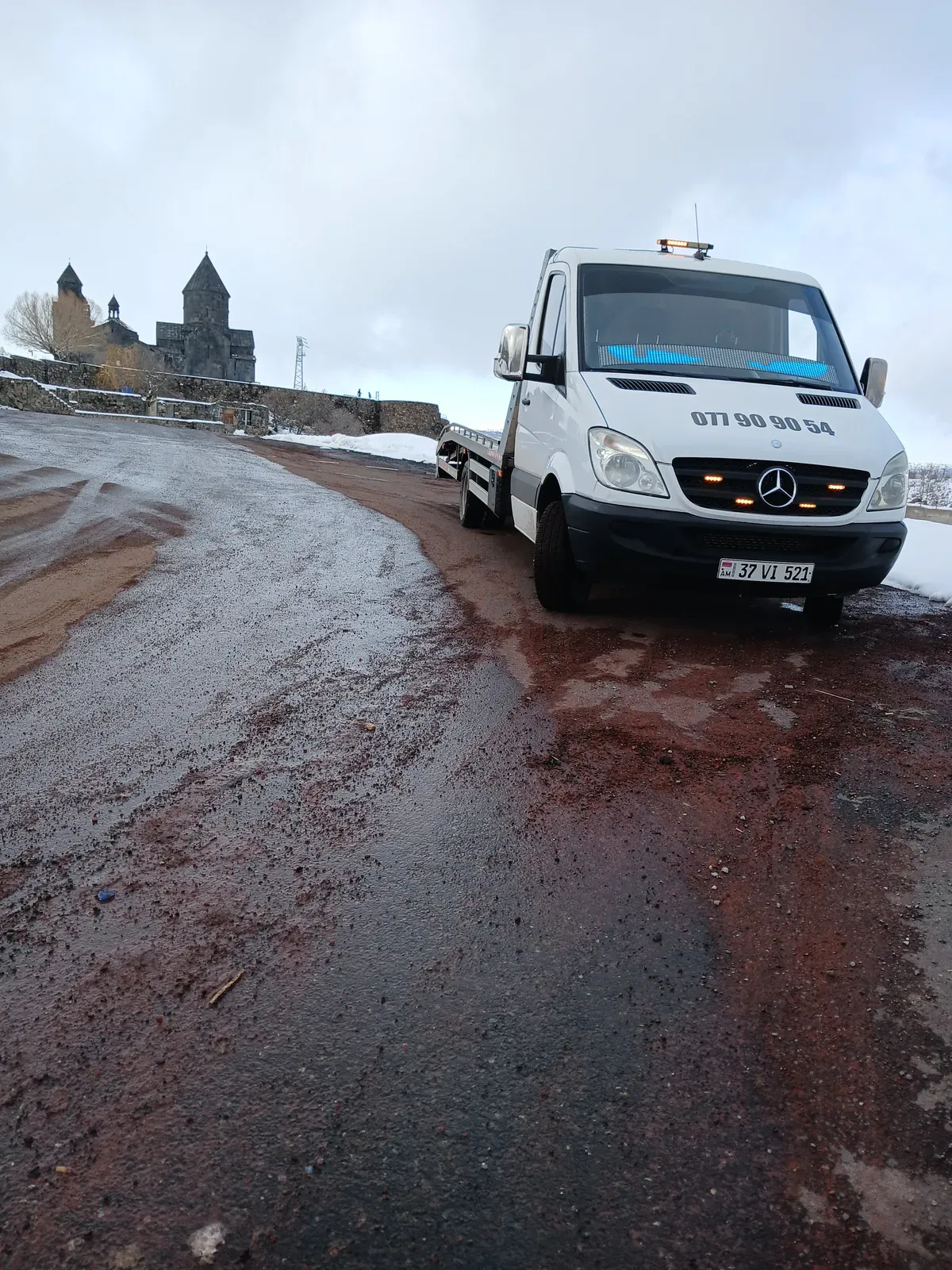 Միսակ Մալխասյան — Mercedes Sprinter էվակուատոր