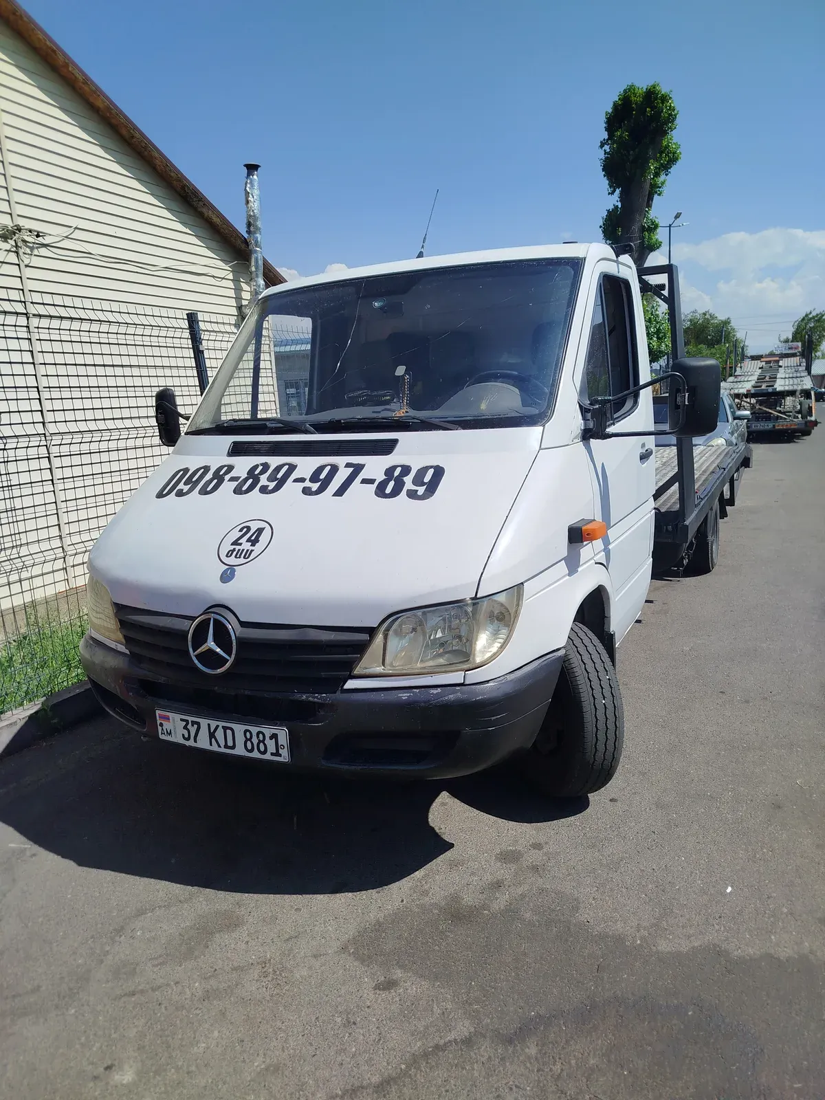 Գևորգ Համբարյան — Mersedes Sprinter էվակուատոր